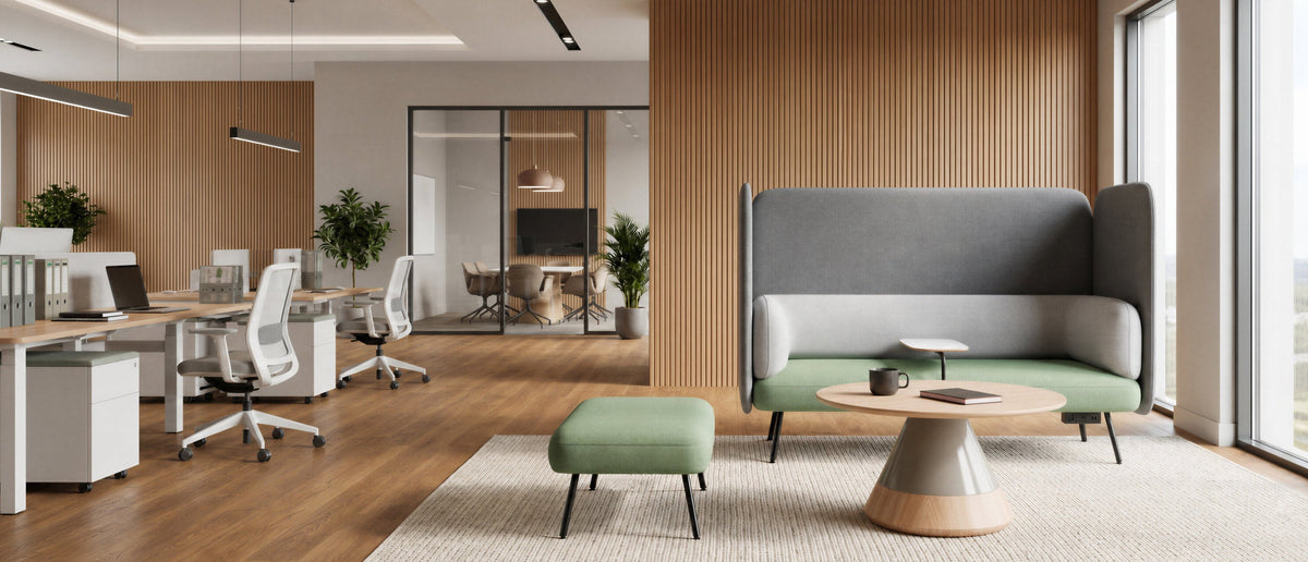 Quell Omni-kontormøbler i showroomet i Clerkenwell, London