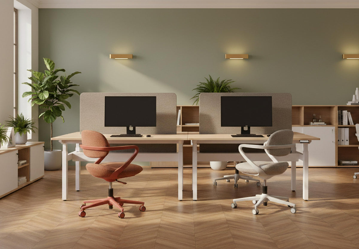 Quell Omni-kontormøbler i showroomet i Clerkenwell, London