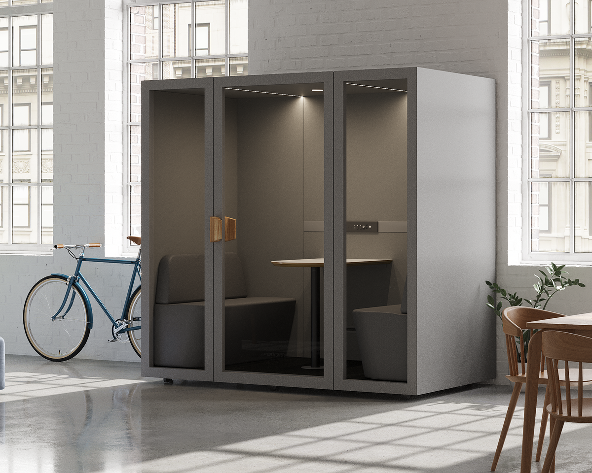 Quell Omni workspace furniture in the Clerkenwell, London showroom